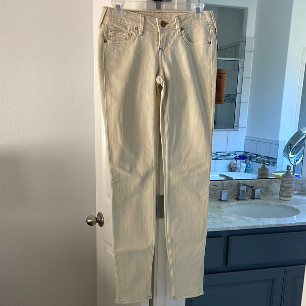 True Religion Shannon Lonestar Cream Skinny Jeans with Contrast Stitching